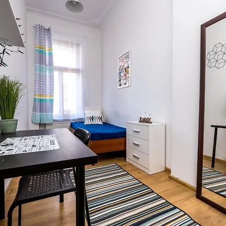 Mielzynskiego Homestay